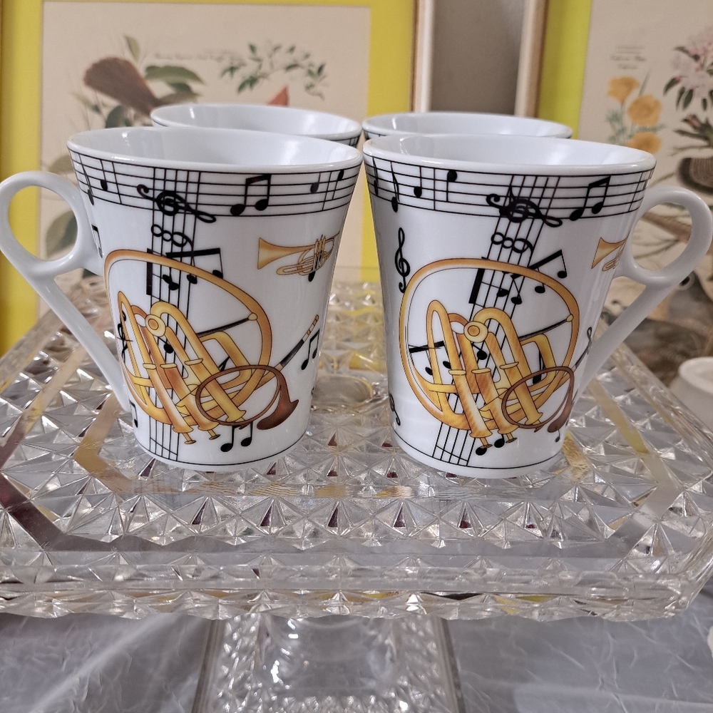 Classic Coffee Set Design By Yedi  Design With Music Note Set of 4 8oz - Picture 2 of 6